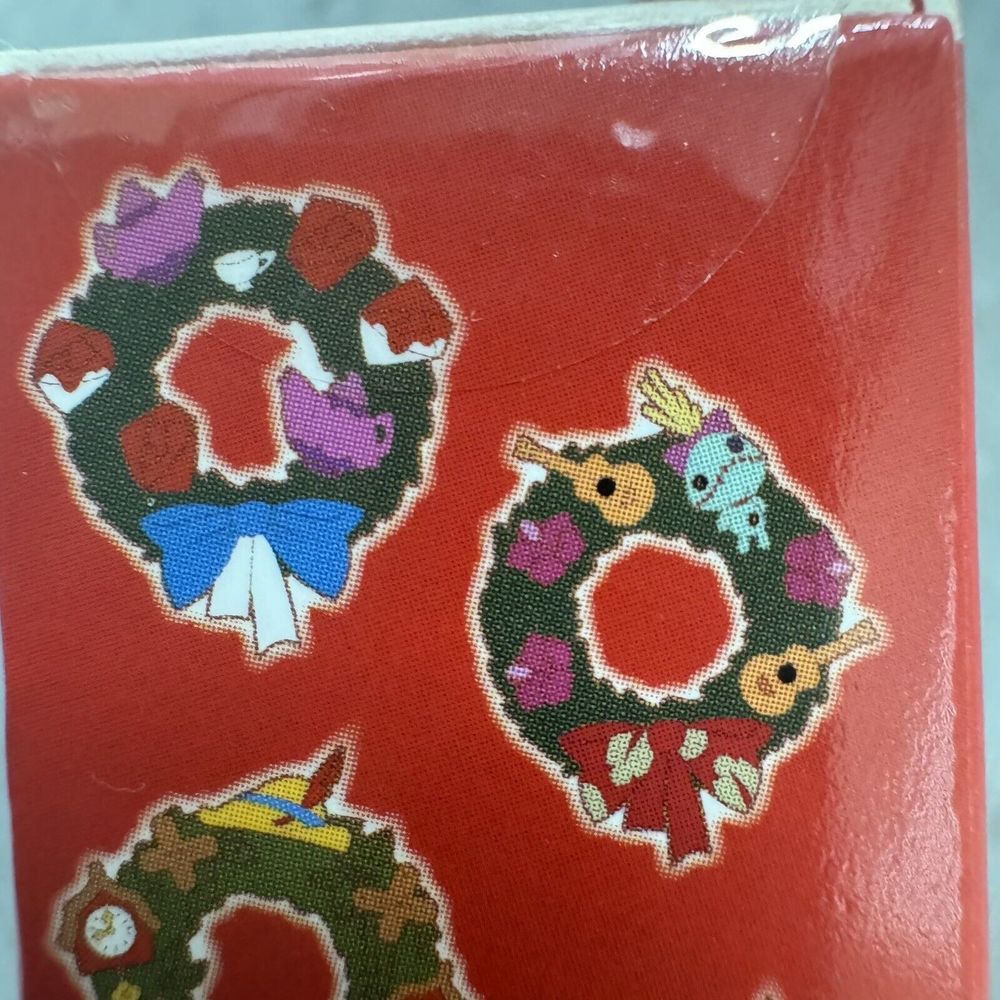 Disney Parks 2023 Holiday Wreaths Mystery 2 Pc. Pin Blind Box Sealed - NEW - Picture 9 of 15